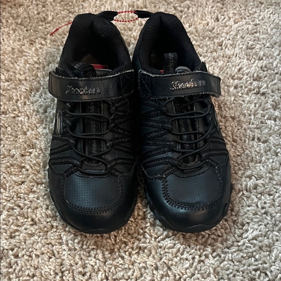Black sketchers uniform shoes - Picture 1 of 3